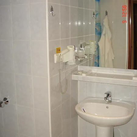 Otel Znannya