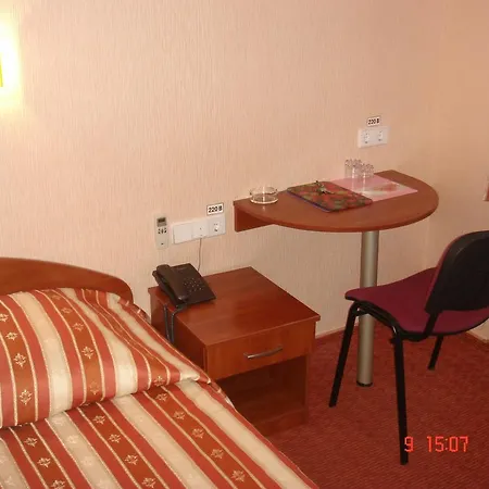 Znannya Otel 2*