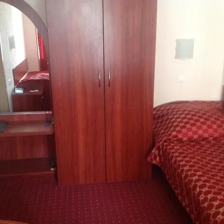 Znannya 2* Kiev
